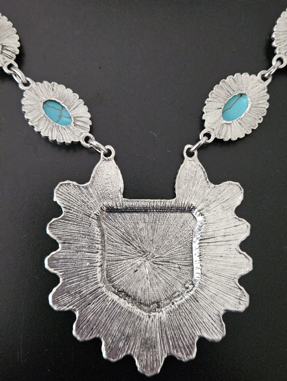 TURQUOISE NECKLACE 14" - 16" - Picture 4 of 5